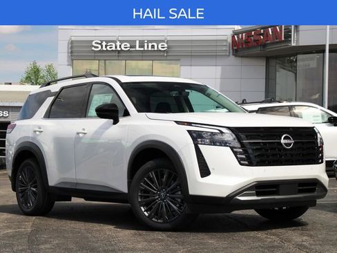 New 2026 Nissan Pathfinder SL AWD/4WD image 1
