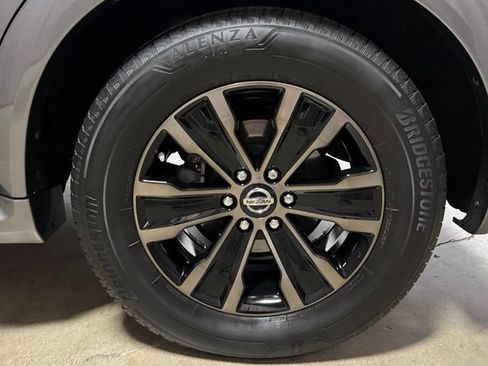 Used 2020 Nissan Armada Platinum w/ Captain's Chairs Package RWD image 44