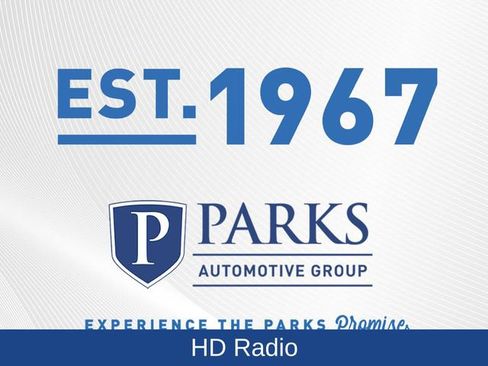 Used 2020 Chevrolet Suburban LT image 6