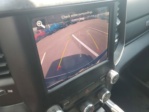 Used 2019 RAM 1500 Big Horn AWD/4WD image 19