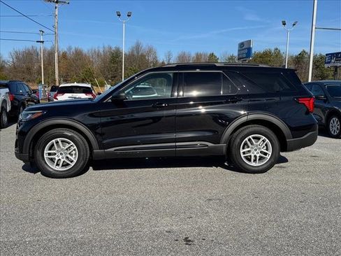 New 2026 Ford Explorer Active image 6