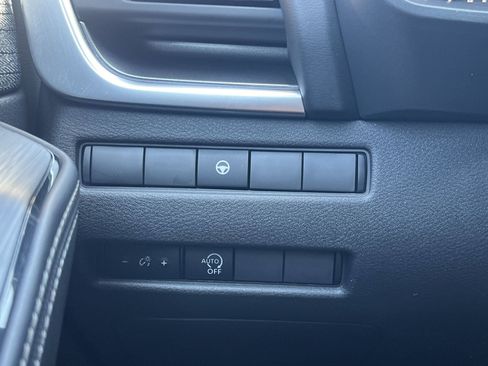 Certified 2023 Nissan Rogue SV AWD/4WD image 13