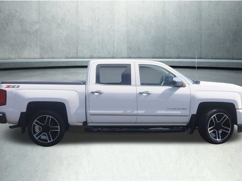 Used 2018 Chevrolet Silverado 1500 LTZ Z71 w/ LPO, Black Pack AWD/4WD image 29