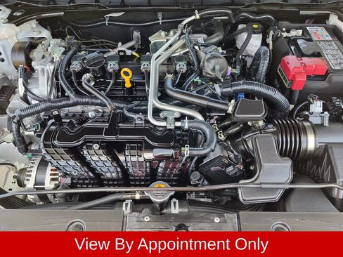 Used 2025 Nissan Altima 2.5 SV FWD image 35