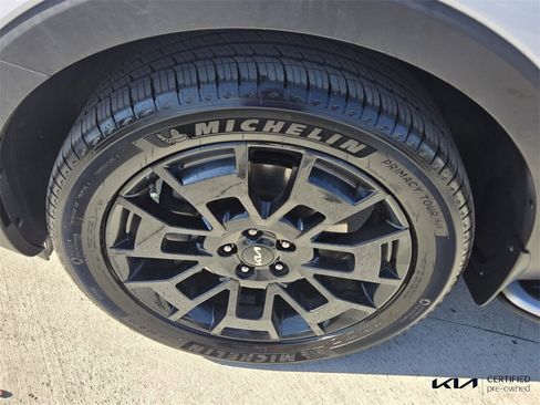 Certified 2022 Kia Telluride EX w/ EX Premium Package image 10