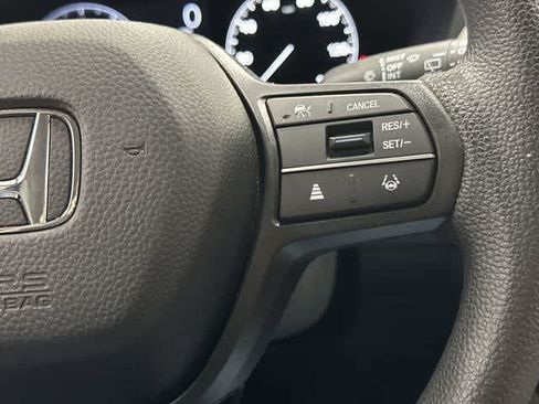 Certified 2026 Honda HR-V LX image 18