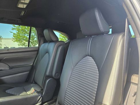 Certified 2026 Toyota Highlander XSE AWD/4WD image 18