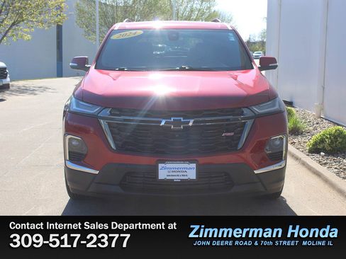 Used 2024 Chevrolet Traverse RS AWD/4WD image 4