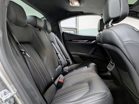 Used 2022 Maserati Ghibli Modena image 22