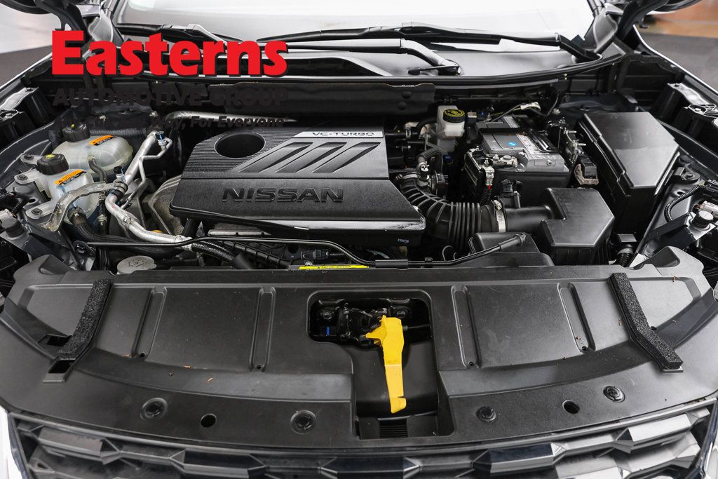 Used 2023 Nissan Rogue SV AWD/4WD image 7