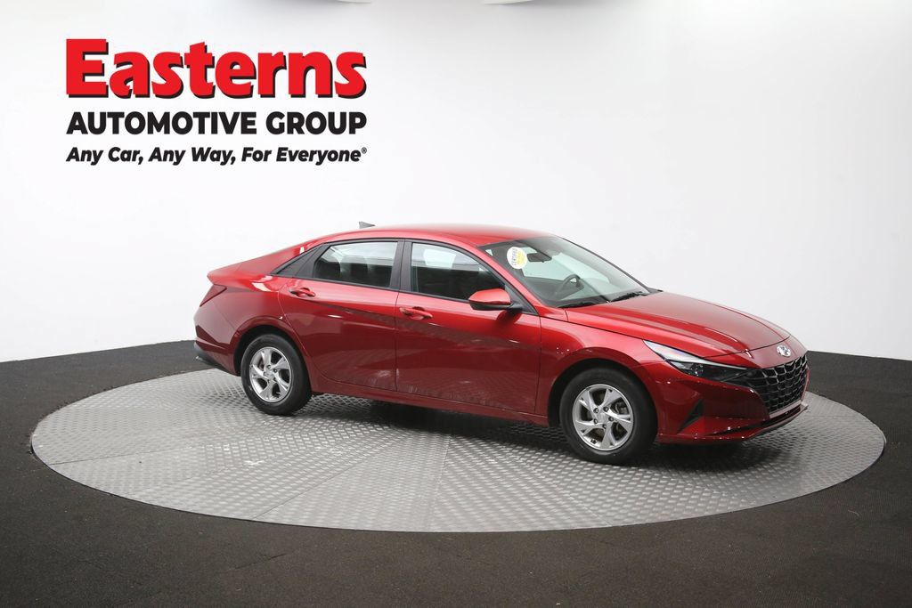 Used 2023 Hyundai Elantra SE w/ Cargo Package FWD image 49
