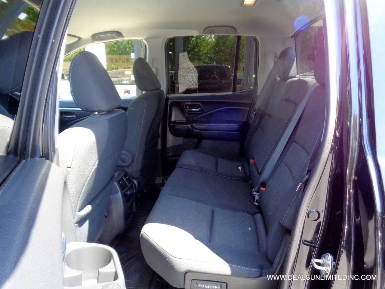 Used 2017 Honda Ridgeline Sport image 14