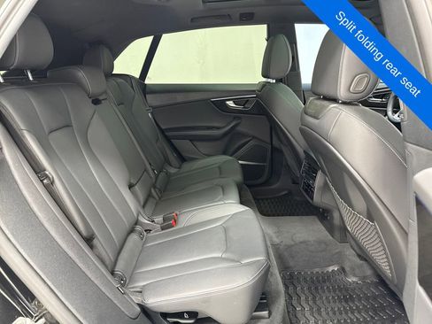 Used 2025 Audi Q8 Premium Plus image 12