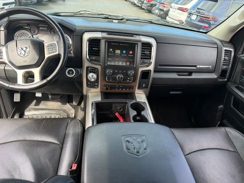 Used 2015 RAM 1500 Laramie w/ Convenience Group image 9