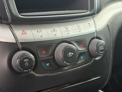 Used 2019 Dodge Journey SE w/ Connectivity Group image 22