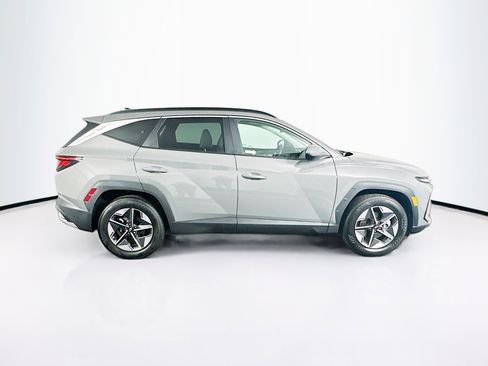 Used 2025 Hyundai Tucson SEL FWD image 10
