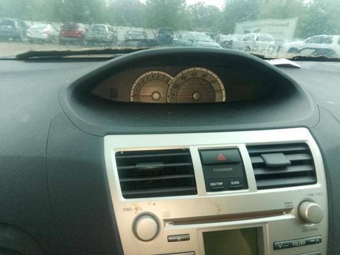 Used 2008 Toyota Yaris S FWD image 39