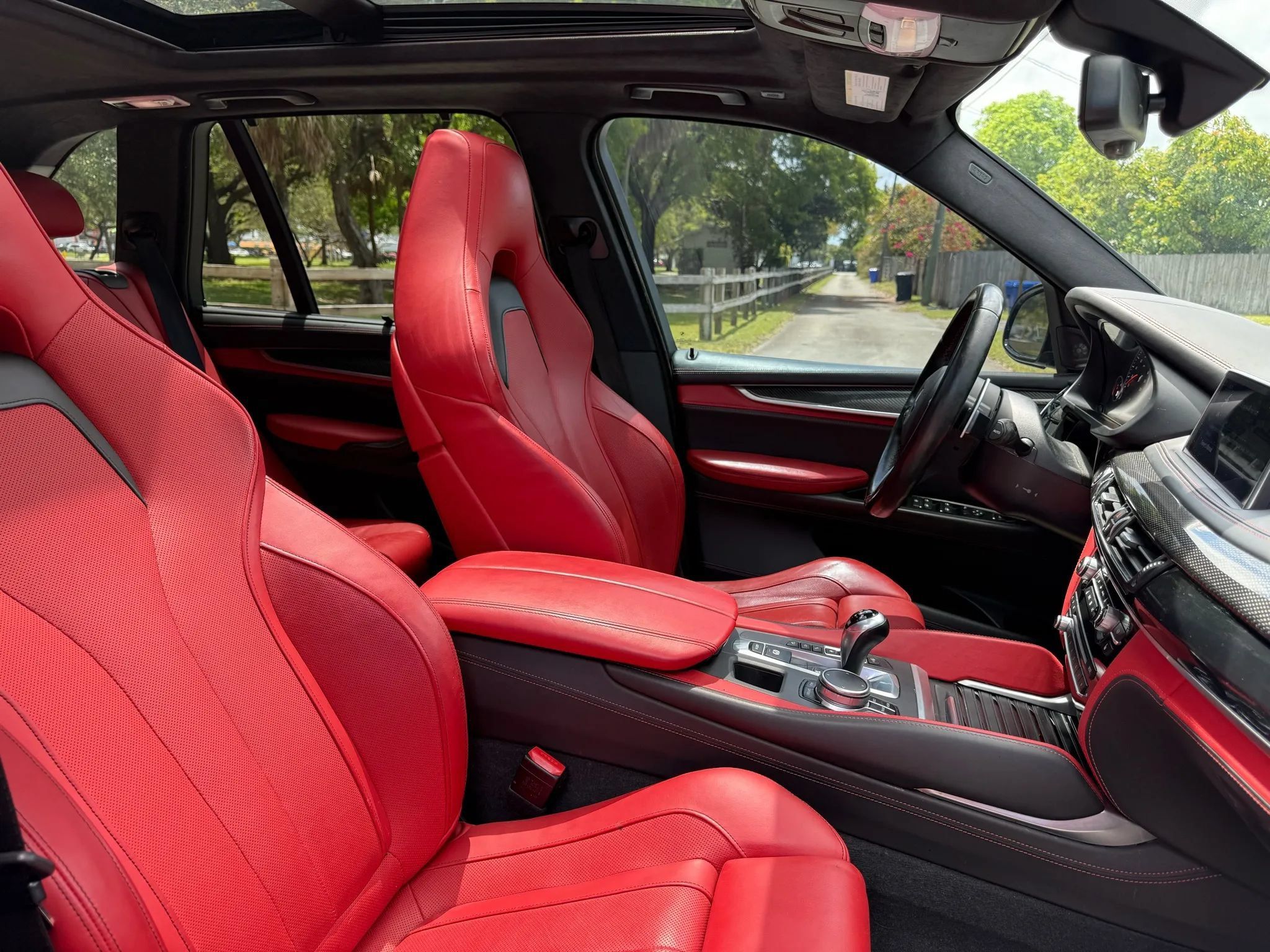Used 2017 BMW X5 M w/ Premium Package AWD/4WD image 6