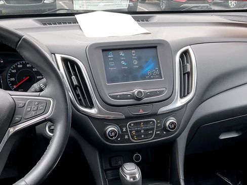 Used 2018 Chevrolet Equinox LT image 6