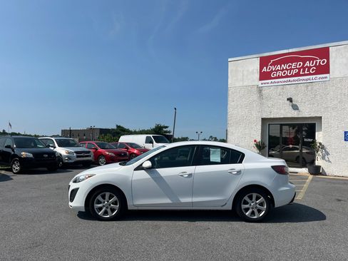 Used 2010 MAZDA MAZDA3 i Touring FWD image 29