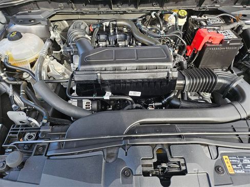 Used 2025 Ford Escape ST-Line image 23