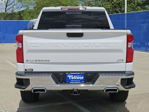 Used 2025 Chevrolet Silverado 1500 LTZ AWD/4WD image 9
