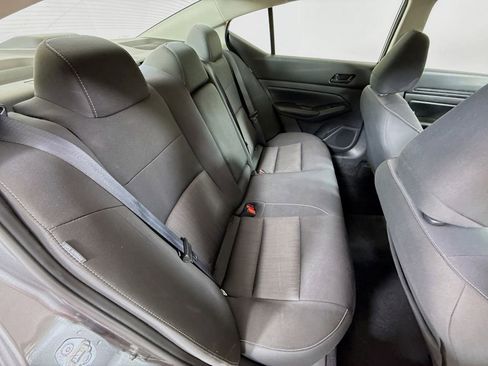 Used 2024 Nissan Altima 2.5 SV FWD image 24