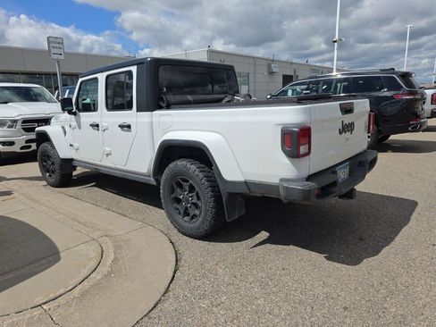 Used 2023 Jeep Gladiator Sport AWD/4WD image 5