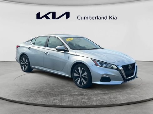 Used 2022 Nissan Altima 2.5 SV FWD image 7