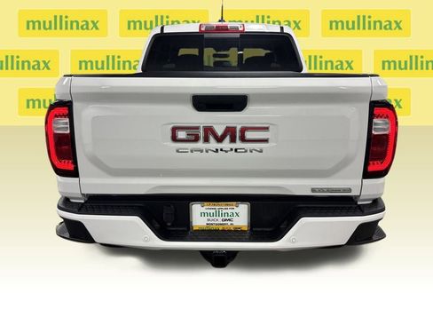 New 2026 GMC Canyon Elevation image 15