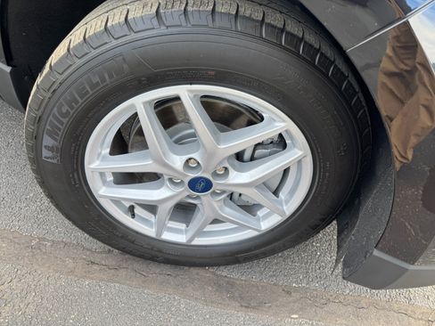 Used 2022 Ford Edge SEL w/ Convenience Package image 27