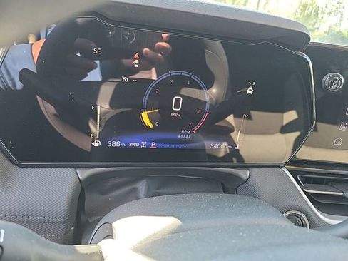 Used 2025 Chevrolet TrailBlazer LT image 4