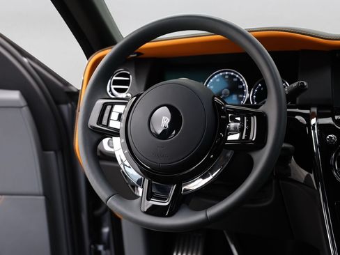 Certified 2023 Rolls-Royce Cullinan w/ Cullinan Package AWD/4WD image 20
