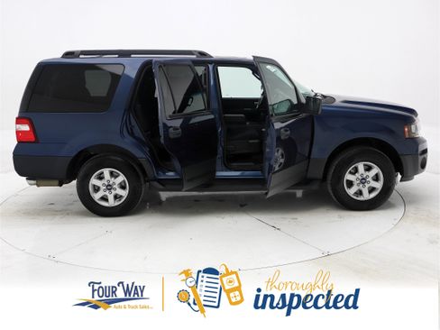 Used 2016 Ford Expedition XL w/ Equipment Group 101A AWD/4WD image 3