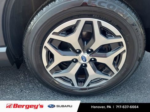 Used 2021 Subaru Forester Premium AWD/4WD image 19
