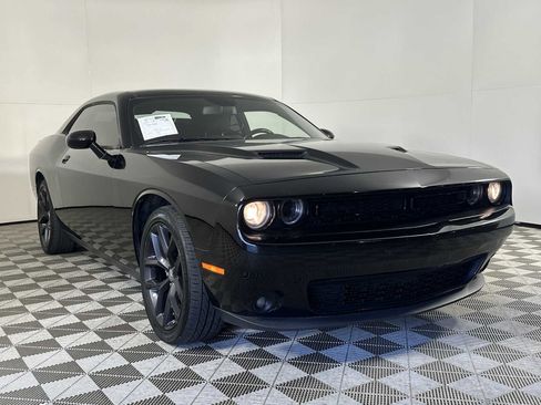 Used 2020 Dodge Challenger SXT w/ Blacktop Package image 2