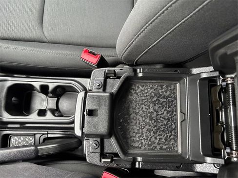 Used 2020 Jeep Wrangler Unlimited Sport S image 24