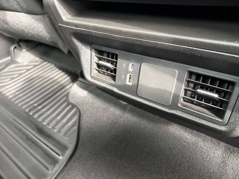 Used 2025 Chevrolet Silverado 1500 Custom RWD image 27