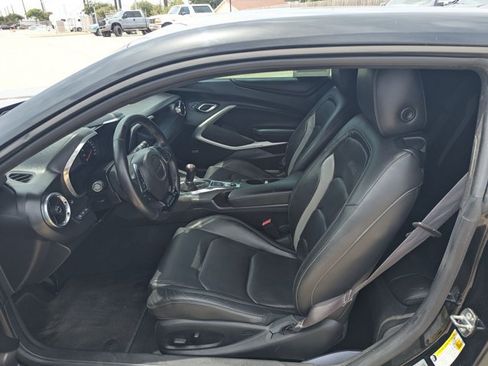 Used 2017 Chevrolet Camaro SS RWD image 13
