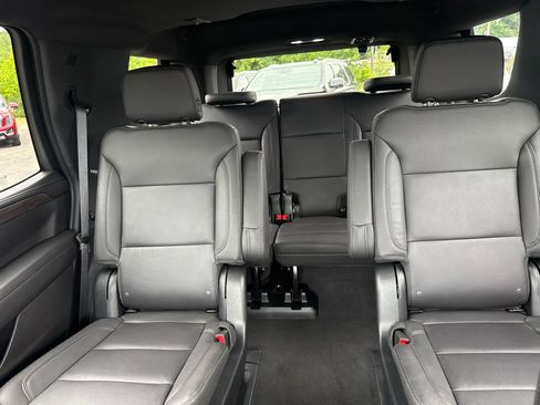 Used 2023 Chevrolet Tahoe LT w/ LT Signature Package AWD/4WD image 22