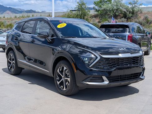 Certified 2025 Kia Sportage EX AWD/4WD image 7