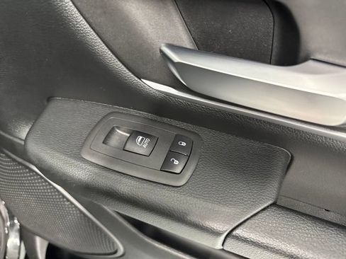 Used 2021 RAM 1500 Big Horn AWD/4WD image 27