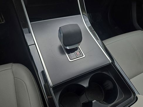 Used 2025 Land Rover Range Rover Velar Dynamic SE image 30