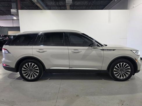 Used 2020 Lincoln Aviator Reserve w/ Equipment Group 201A image 5