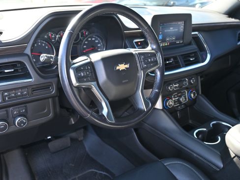 Used 2022 Chevrolet Tahoe LS image 3