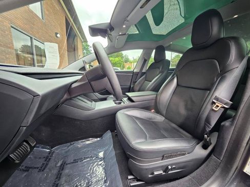 Used 2024 Tesla Model 3 Long Range RWD image 36
