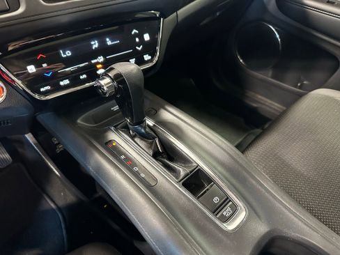 Used 2019 Honda HR-V EX image 29