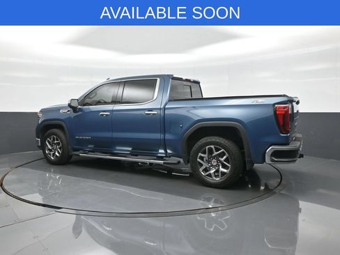 Used 2024 GMC Sierra 1500 SLT AWD/4WD image 5