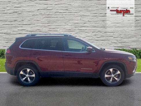 Used 2019 Jeep Cherokee Limited image 6