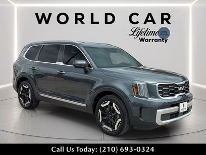 Used 2024 Kia Telluride S w/ S Sunroof Package
